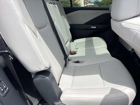 Used 2025 Lexus TX 350 AWD w/ Technology Package image 26