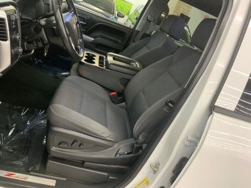 Used 2018 Chevrolet Silverado 1500 LT w/ All Star Edition AWD/4WD image 11