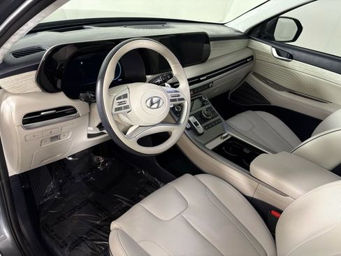 Used 2025 Hyundai Palisade Calligraphy image 17