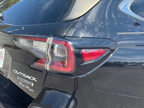 Used 2020 Subaru Outback Touring AWD/4WD image 12