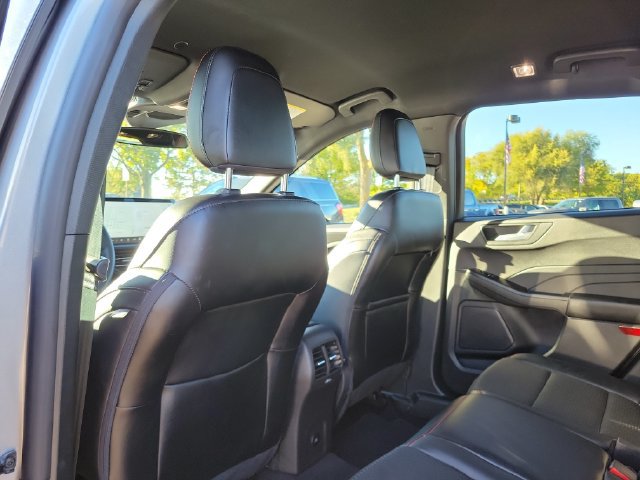 Certified 2024 Ford Escape ST-Line Select w/ Tech Pack #1 AWD/4WD image 27
