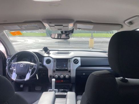 Used 2019 Toyota Tundra SR5 w/ TRD Off Road Package image 19