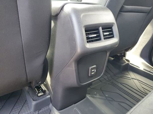 Certified 2024 Chevrolet Equinox LS w/ LS Convenience Package image 29