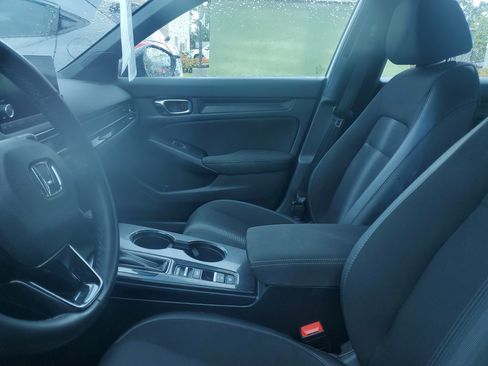 Used 2024 Honda Civic Sport image 9