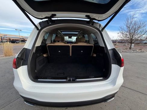 Used 2024 Mercedes-Benz GLS 450 4MATIC image 36