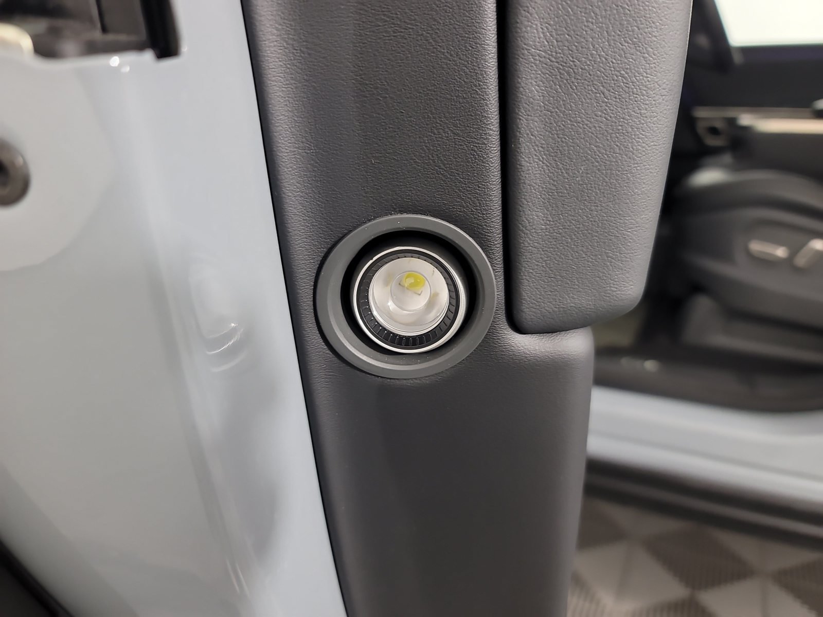 Used 2023 Rivian R1S Adventure Quad AWD/4WD image 32
