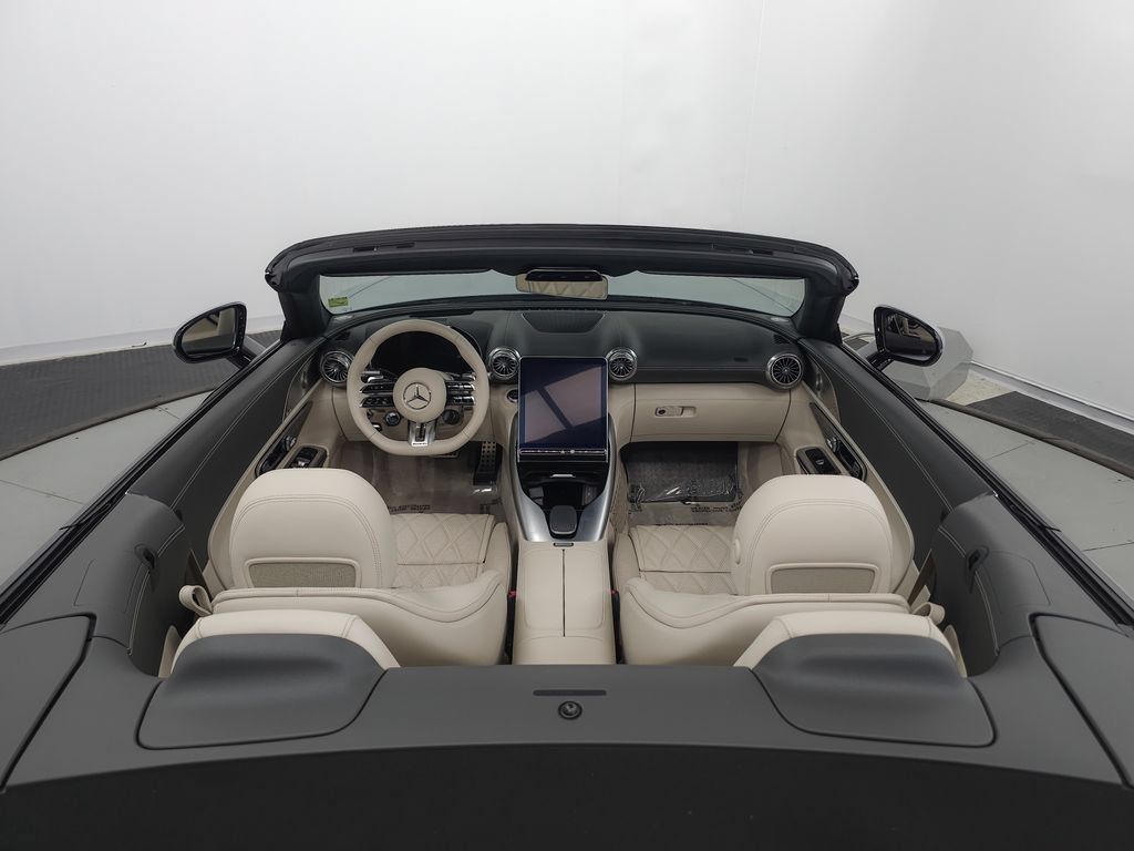 Used 2025 Mercedes-Benz SL 63 AMG 4MATIC image 26