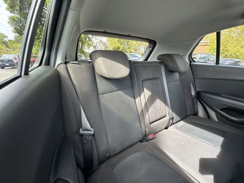 Used 2022 Chevrolet Trax LS w/ Tint and Cruise Package image 28