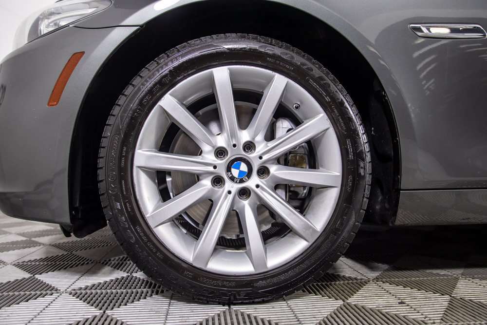 Used 2015 BMW 535i Sedan RWD image 39