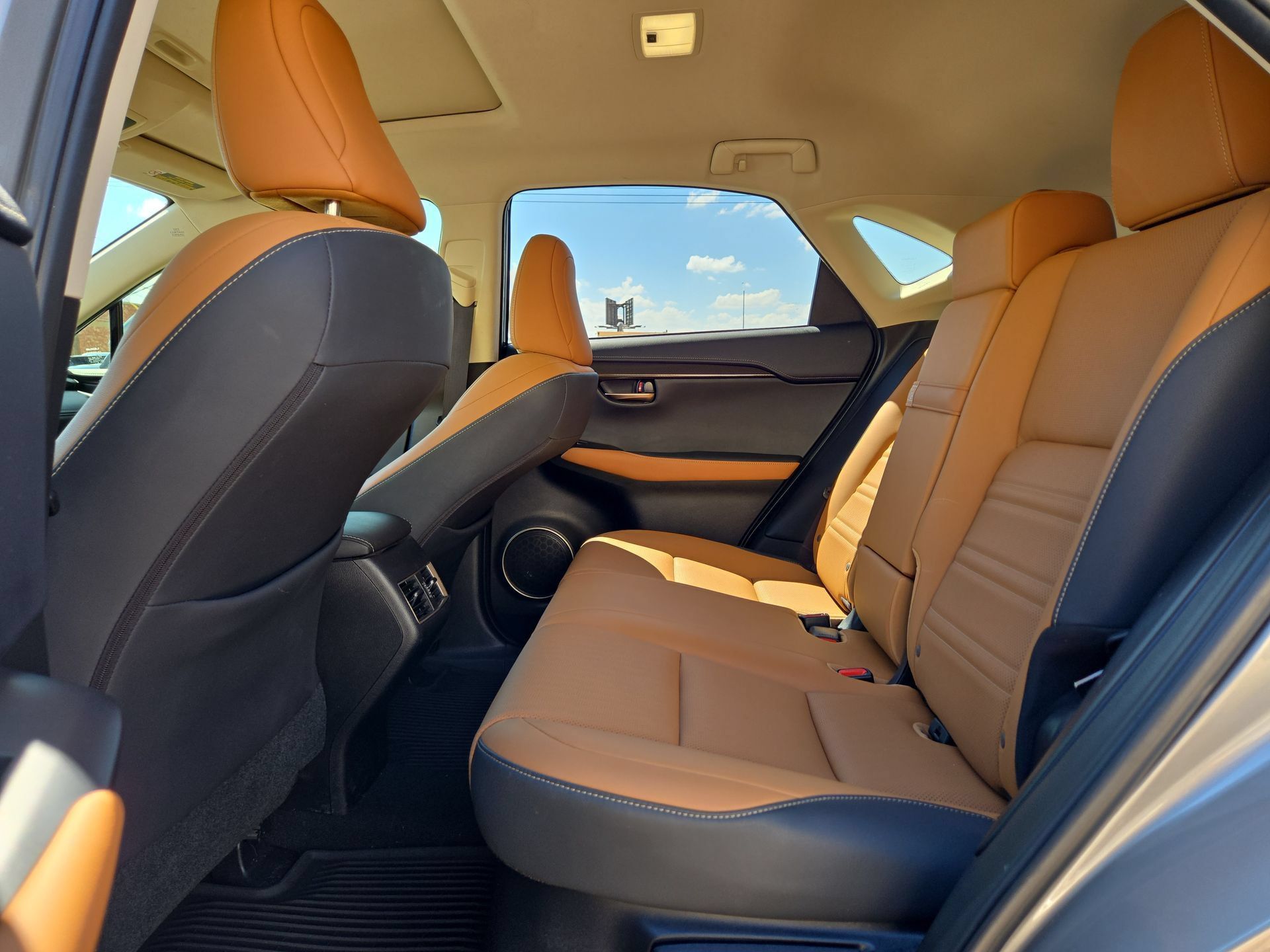 Used 2020 Lexus NX 300h AWD w/ Premium Package image 13