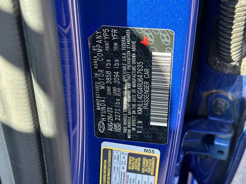 Used 2024 Hyundai Elantra SE FWD image 25