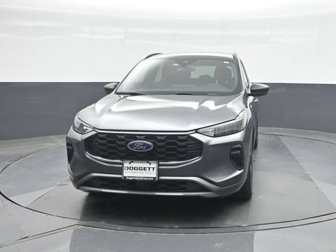 Certified 2023 Ford Escape ST-Line w/ Tech Pack #1 FWD image 5