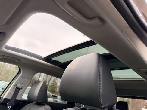 Certified 2025 Kia Sorento X-Line EX image 14