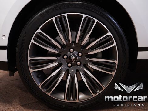 Used 2021 Land Rover Range Rover Velar R-Dynamic S AWD/4WD image 19