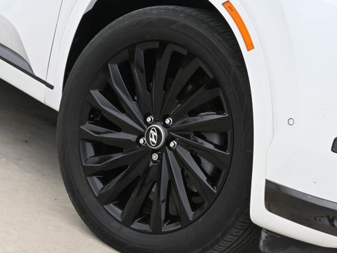 Used 2024 Hyundai Palisade Calligraphy AWD/4WD image 11