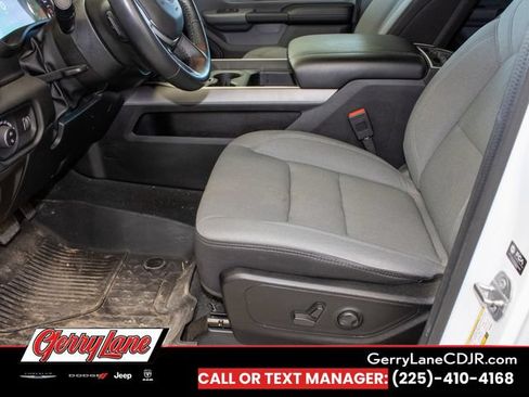 Used 2023 RAM 1500 Big Horn AWD/4WD image 11