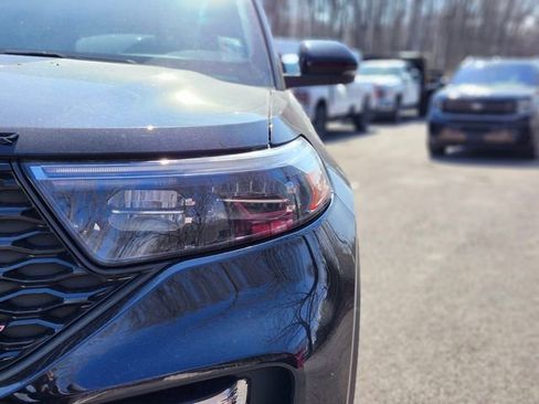 Used 2017 Ford Explorer Sport w/ Equipment Group 401A image 10