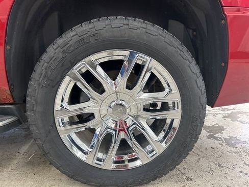 Used 2013 GMC Yukon XL Denali image 8