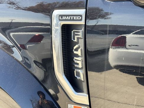 Used 2022 Ford F450 Limited w/ FX4 Off-Road Package image 8