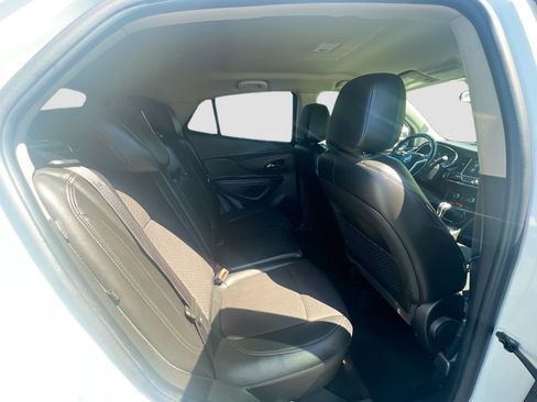 Used 2020 Buick Encore Preferred FWD image 28