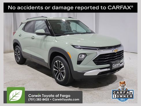 Used 2026 Chevrolet TrailBlazer LT w/ Driver Confidence Package AWD/4WD image 1