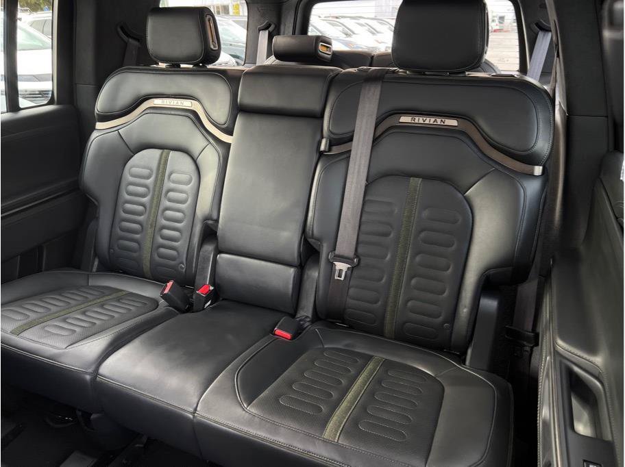 Used 2023 Rivian R1S Adventure Dual AWD/4WD image 10