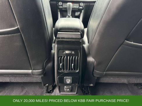 Used 2023 Jeep Compass Limited AWD/4WD image 12