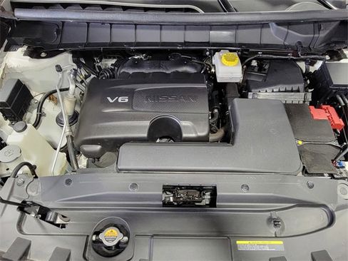 Used 2022 Nissan Pathfinder SV image 38