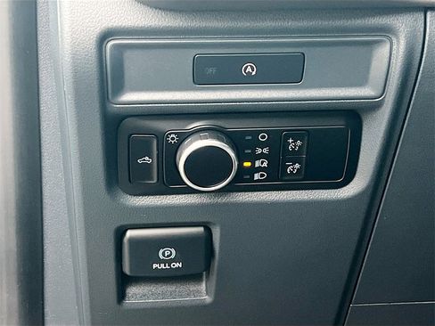 Used 2025 Ford F150 XL image 10
