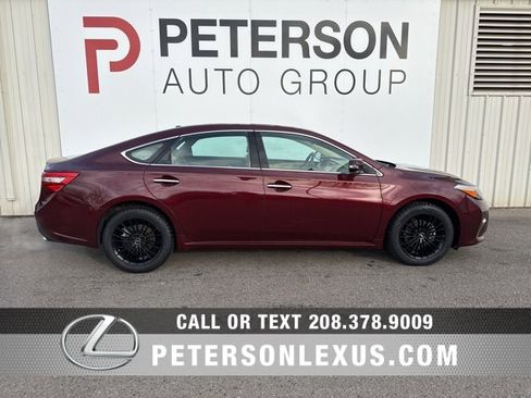 Used 2017 Toyota Avalon Touring w/ Preferred Accessory Package image 2