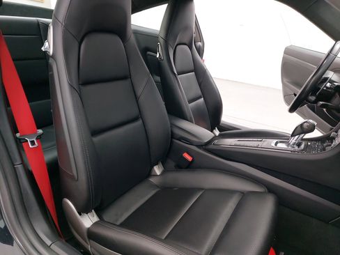 Certified 2019 Porsche 911 Turbo image 12