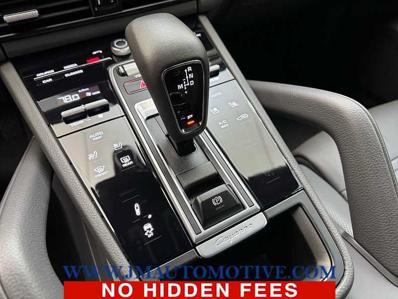 Used 2023 Porsche Cayenne Platinum Edition AWD/4WD image 29