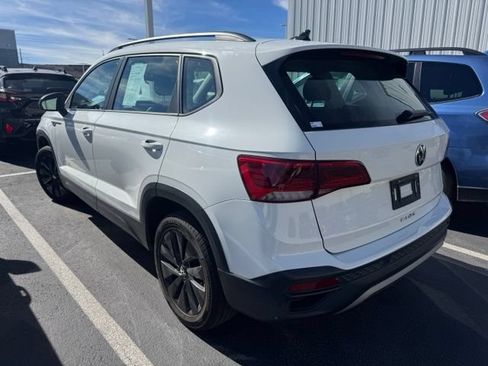 Used 2022 Volkswagen Taos S FWD image 4