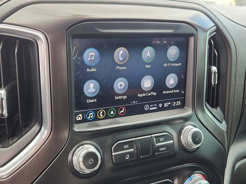 Used 2023 GMC Sierra 3500 AT4 w/ AT4 Preferred Package image 15