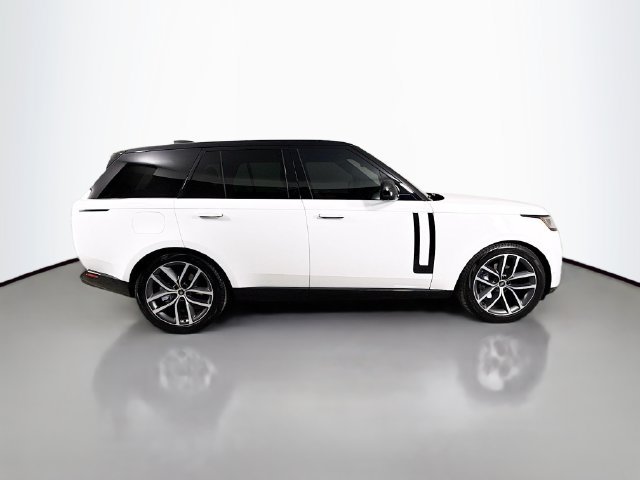 Used 2023 Land Rover Range Rover SE AWD/4WD image 4