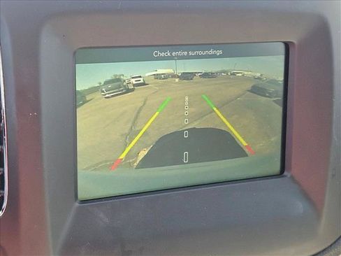 Used 2018 Jeep Compass Latitude w/ Popular Equipment Group FWD image 15