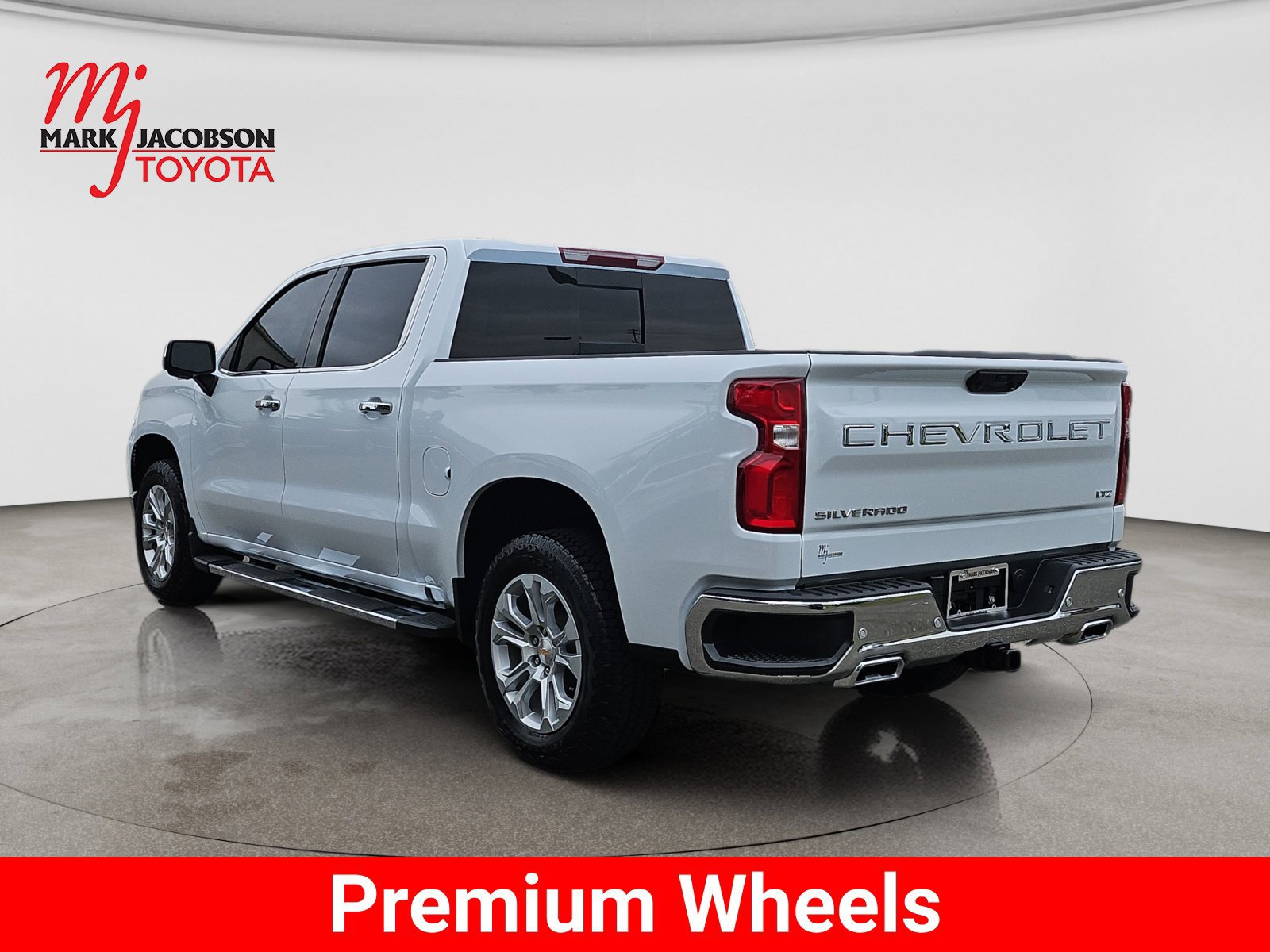 Used 2026 Chevrolet Silverado 1500 LTZ w/ Z71 Off-Road Package AWD/4WD image 15