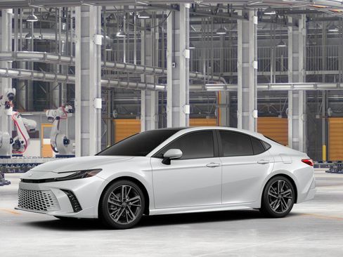 New 2026 Toyota Camry XSE FWD image 2