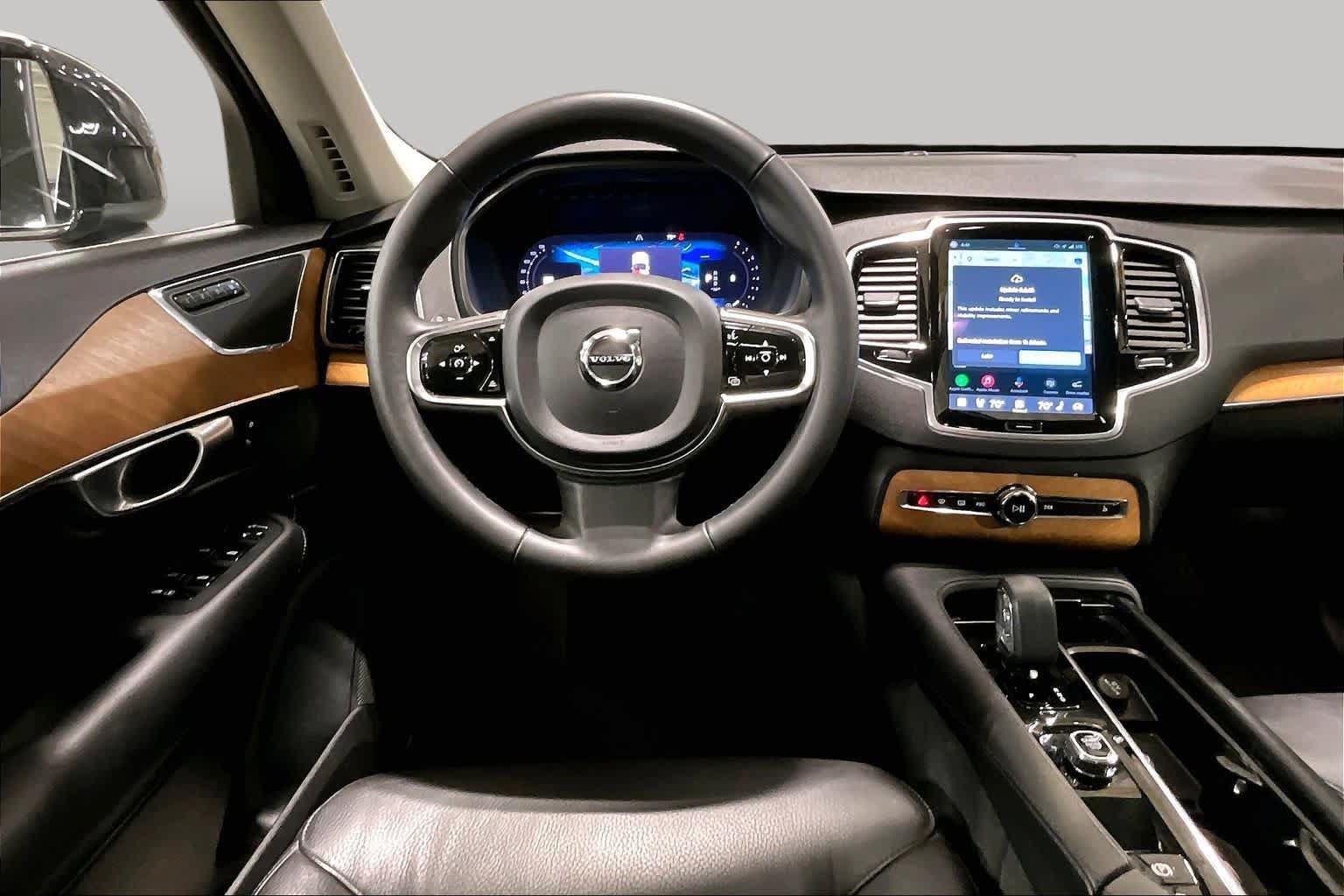 Used 2024 Volvo XC90 B6 Plus AWD/4WD image 6