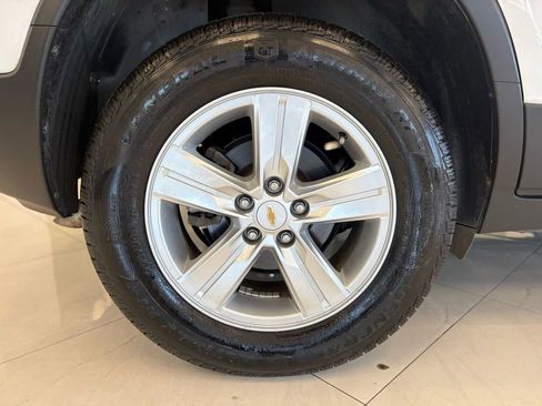Used 2019 Chevrolet Trax LT w/ LT Convenience Package AWD/4WD image 41