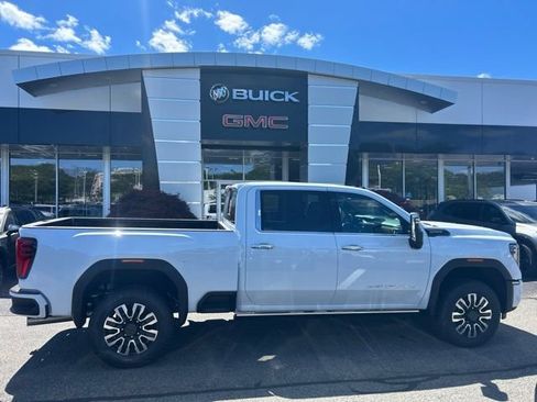New 2026 GMC Sierra 2500 Denali Ultimate w/ Max Trailering Package AWD/4WD image 2