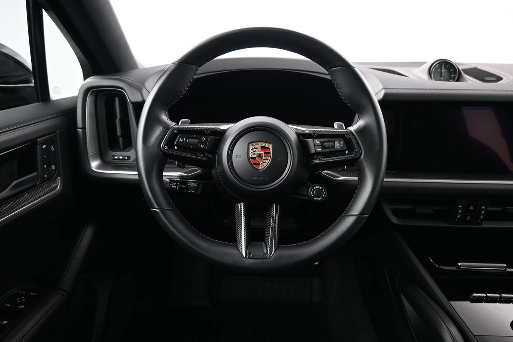 Certified 2024 Porsche Cayenne S AWD/4WD image 13