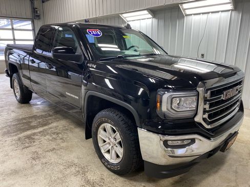 Used 2018 GMC Sierra 1500 SLE w/ SLE Value Package AWD/4WD image 5