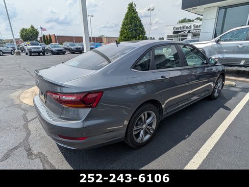 Used 2019 Volkswagen Jetta R-Line FWD image 5