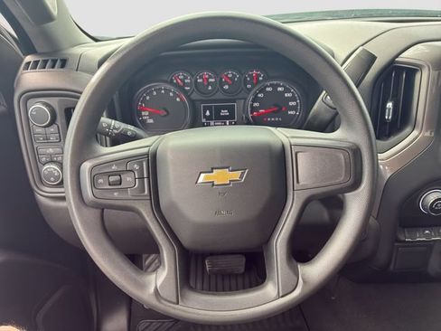Used 2023 Chevrolet Silverado 1500 Custom AWD/4WD image 19