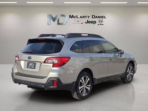 Used 2019 Subaru Outback 2.5i Limited image 5