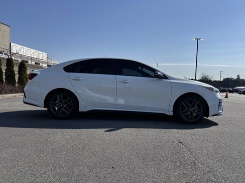 Used 2020 Kia Forte GT-Line w/ GT-Line Premium Package image 11