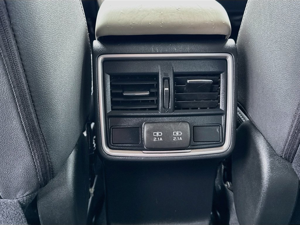 Used 2020 Subaru Forester Premium AWD/4WD image 24