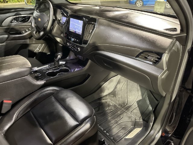 Certified 2023 Chevrolet Traverse LT w/ LT Premium Package AWD/4WD image 30