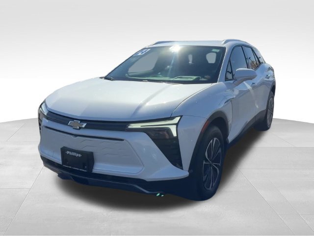 Used 2024 Chevrolet Blazer EV LT AWD/4WD image 2